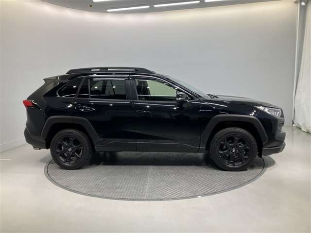 RAV42.0 アドベンチャー オフロードパッケージ 4WD