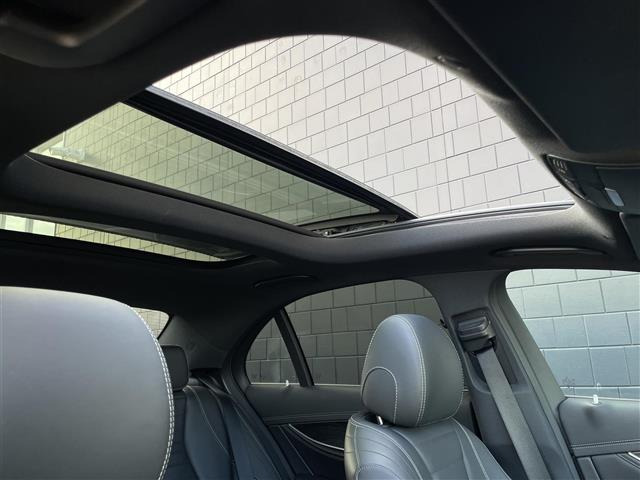 EクラスE220d アバンギャルド スポーツ