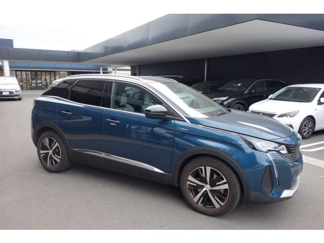 3008GT ハイブリッド4 4WD