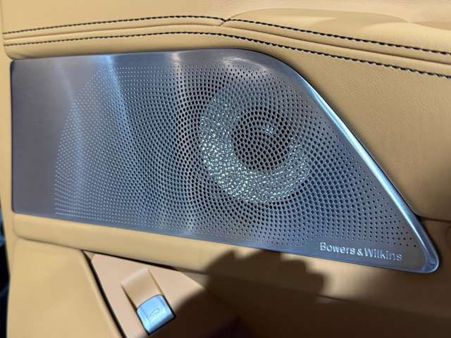 Bowers&Wilkins �_�C�A�����h�T���E���h�V�X�e������!16�X�s�[�J�[�A10�`�����l���ƂȂ�܂�!