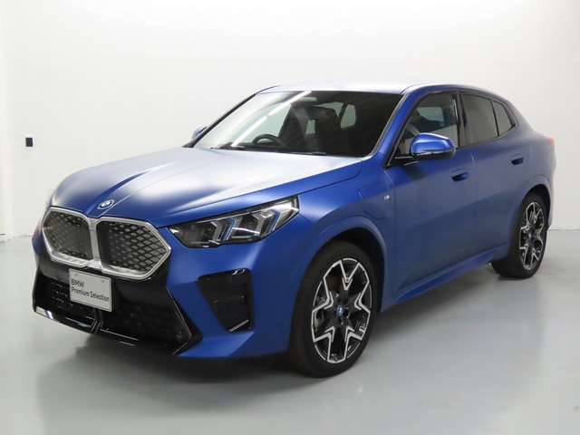 iX2xドライブ30 Mスポーツ 4WD