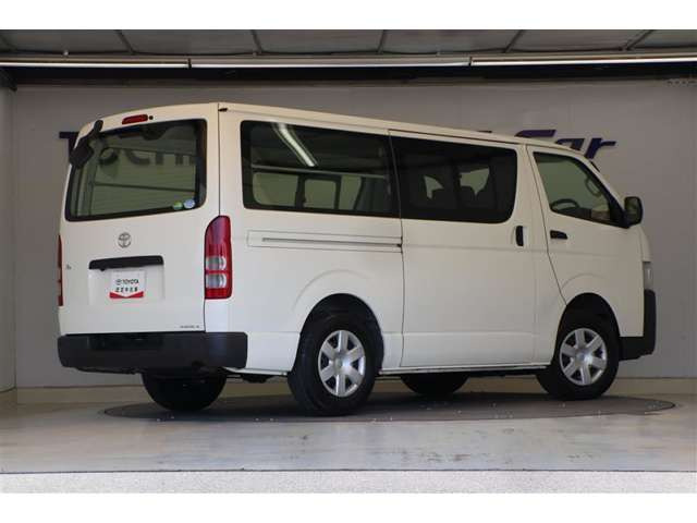 ハイエースバン2.8 DX ロング ディーゼル 4WD