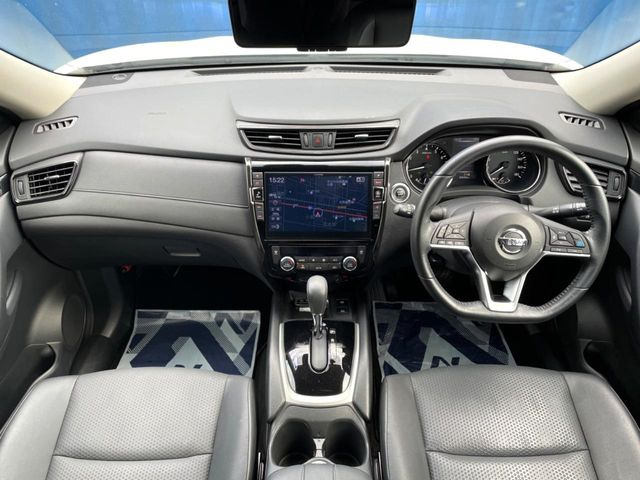 エクストレイル2.0 20Xi