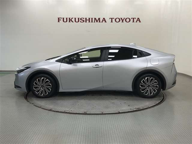 プリウス1.8 X