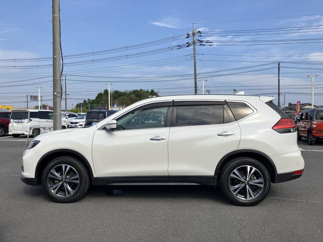 エクストレイル2.0 20Xi 4WD