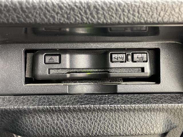ヴォクシー2.0 ZS