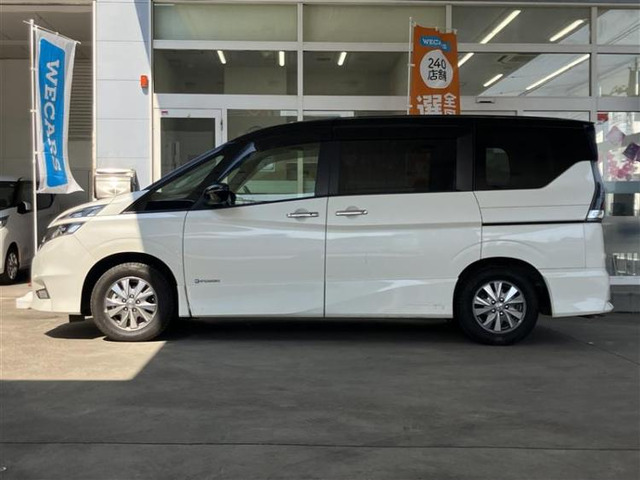 セレナ1.2 e-POWER ハイウェイスターV