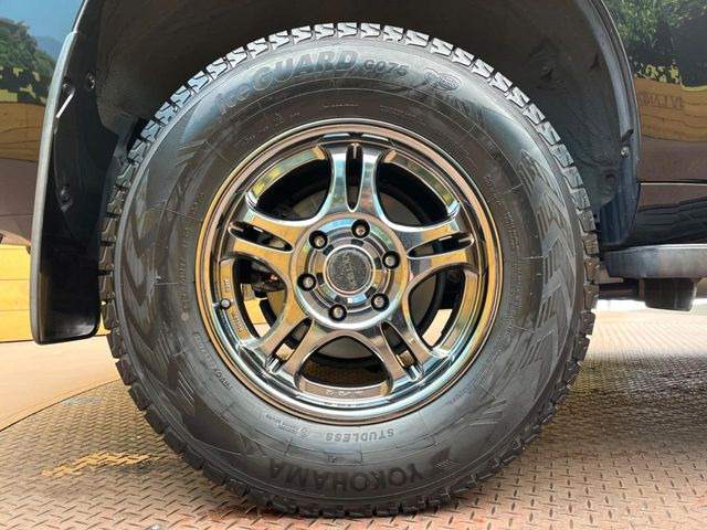 �y17�C���`�A���~�z�C�[���z�O�ςɃ}�b�`�����A���~�z�C�[���𑕒����Ă���܂��B�e��A���~�z�C�[����A�X�^�b�h���X�^�C�����戵�����Ă���܂��B���񂲑��k����������