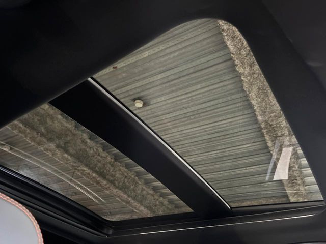 アウトランダーPHEV 2.4 P 4WD