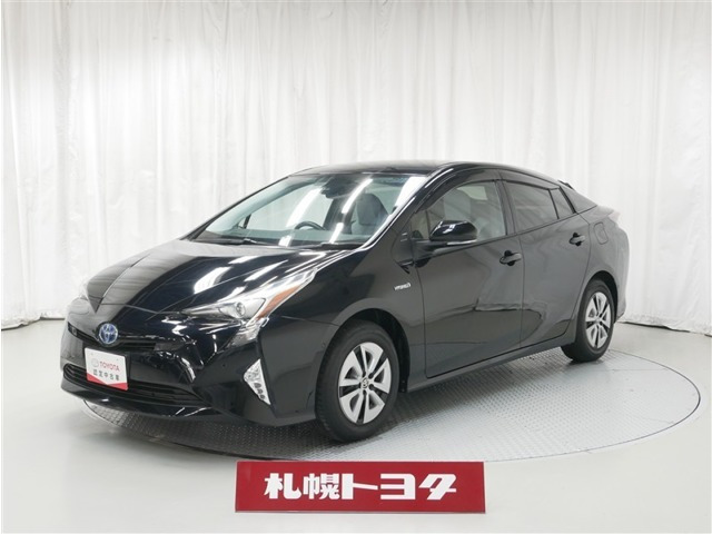 プリウス1.8 A E-Four 4WD