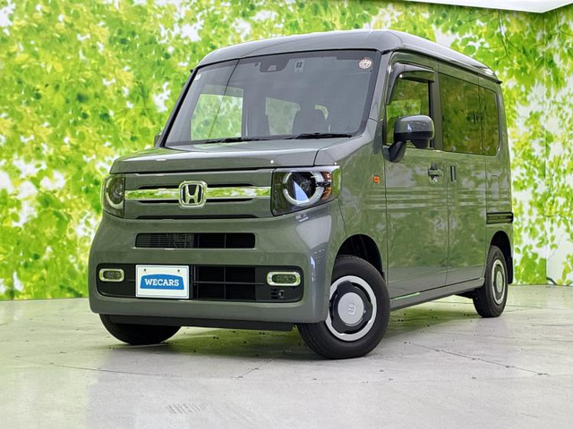 N-VANファン ターボ 4WD