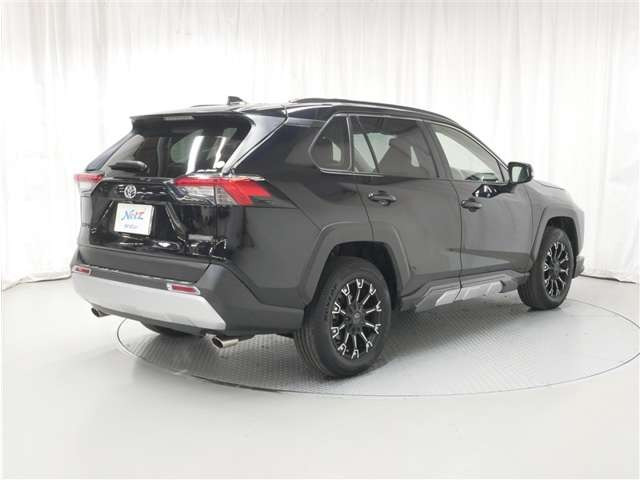 RAV42.0 アドベンチャー 4WD