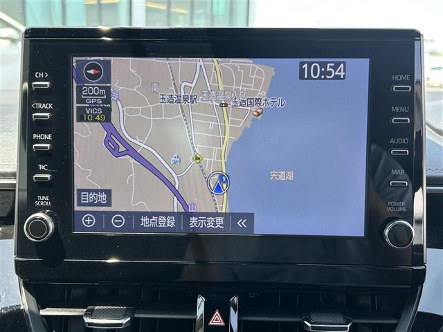 カローラ1.8 ハイブリッド W×B