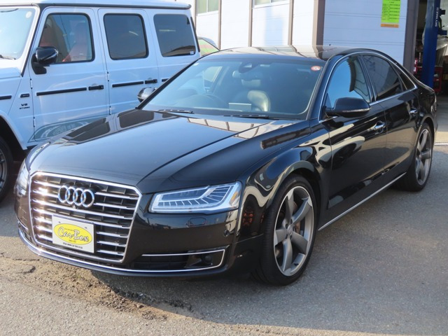 A84.0 TFSI クワトロ 4WD