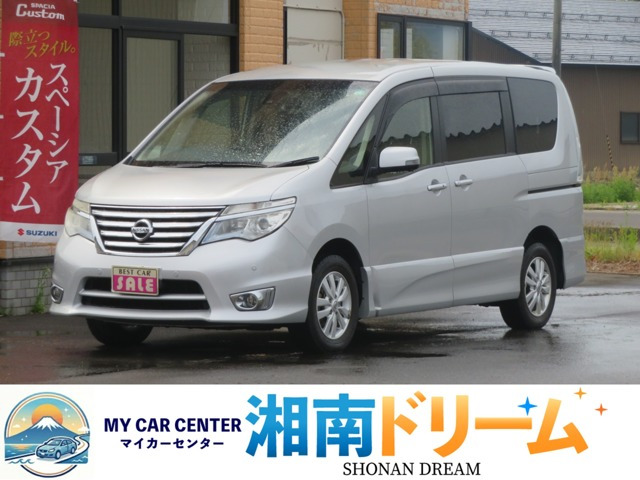 セレナ2.0 ハイウェイスター Vセレクション+Safety II 4WD