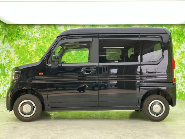 N-VANファン ターボ 4WD