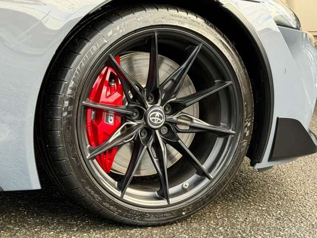 brembo���E��a4�|�b�h�Ό��u���[�L�L�����p�[�EGR���S���背�b�h�L�����p�[�B