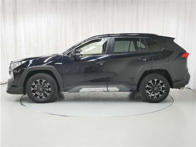RAV42.0 アドベンチャー 4WD