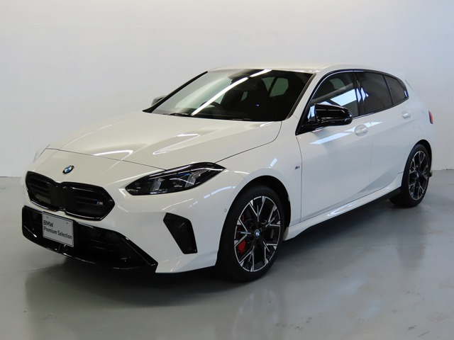 1シリーズM135 xドライブ 4WD
