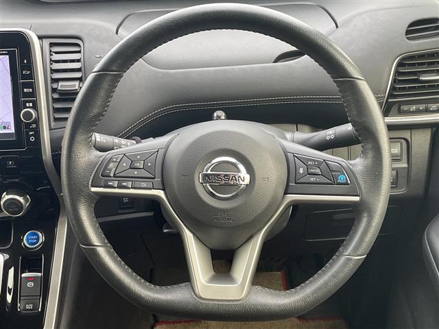 セレナ1.2 e-POWER ハイウェイスターV