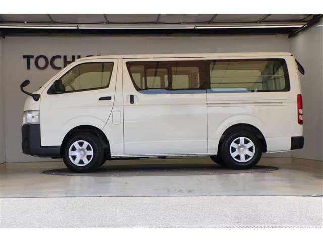 ハイエースバン2.8 DX ロング ディーゼル 4WD