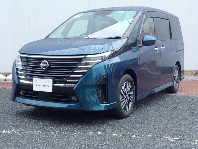 セレナ1.4 e-POWER ハイウェイスターV