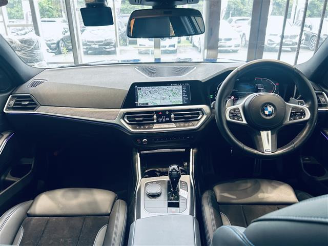 3シリーズツーリング320d xドライブ Mスポーツ  4WD