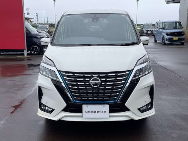セレナ1.2 e-POWER ハイウェイスターV