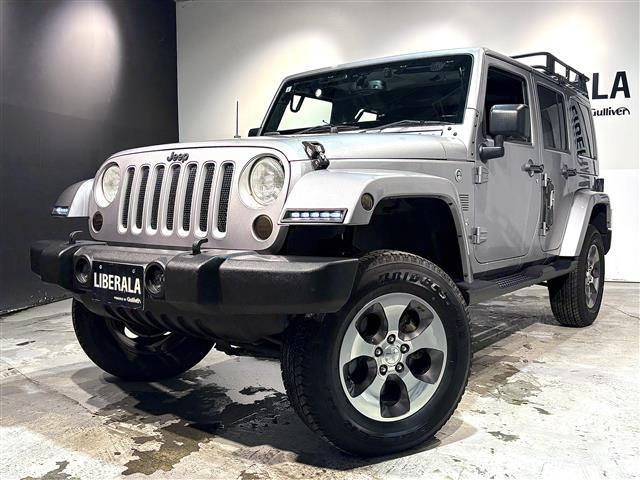 ラングラーアンリミテッド サハラ 4WD
