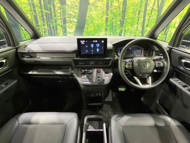 ステップワゴン2.0 e:HEV スパーダ