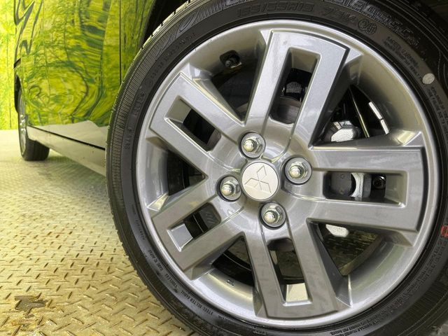 �y����15�C���`�A���~�z�C�[���z�O�ςɃ}�b�`���������A���~�z�C�[���𑕒����Ă���܂��B�e��ЊO�A���~�z�C�[����A�X�^�b�h���X�^�C�����戵�����Ă���܂��B���񂲑��k����������