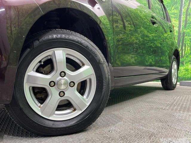 �y13�C���`�A���~�z�C�[���z�O�ςɃ}�b�`�����A���~�z�C�[���𑕒����Ă���܂��B�e��A���~�z�C�[����A�X�^�b�h���X�^�C�����戵�����Ă���܂��B���񂲑��k����������
