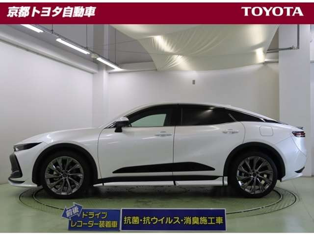 クラウンクロスオーバー2.5 G レザー パッケージ E-Four 4WD