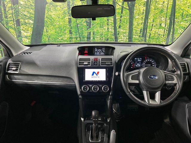 フォレスター2.0 エックスブレイク 4WD