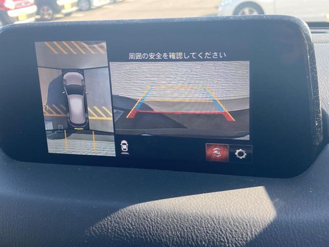 �y360&deg;�r���[���j�^�[�z��p�̃J�����ɂ��A�ォ�猩���낵���悤�Ȏ��_��360�x�N���}�̎��͂��m�F���邱�Ƃ��ł��܂������p�������m�F���₷���A�����ꏊ�ł̐؂�Ԃ��⒓�Ԃ��X���[�Y�ɍs���܂��B
