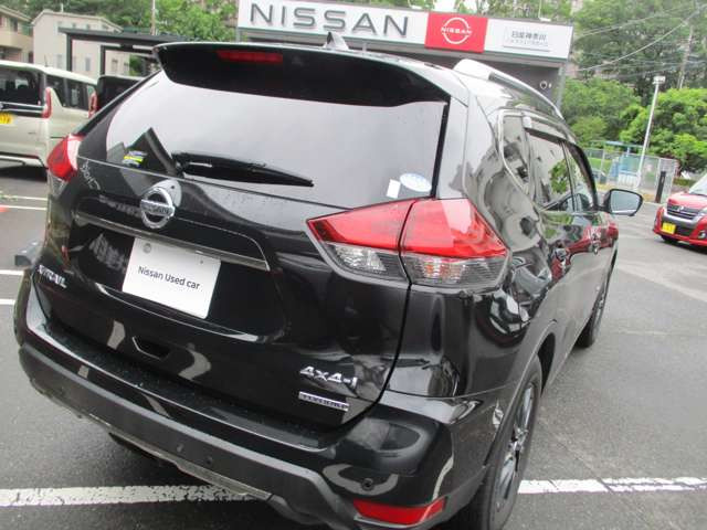 エクストレイル2.0 20Xi ハイブリッド 4WD