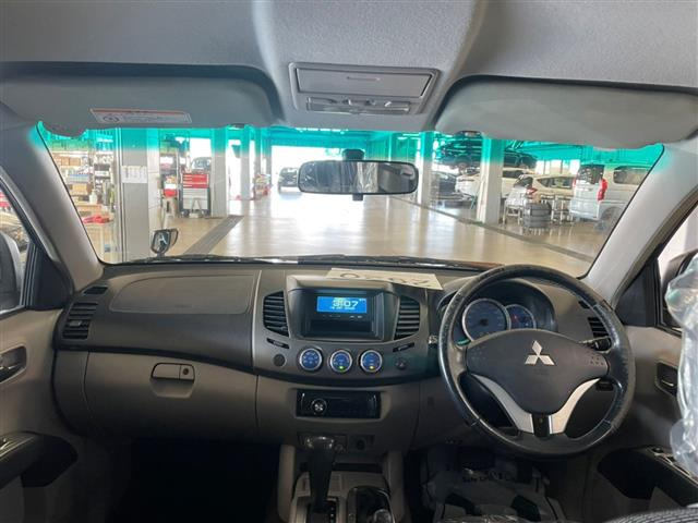 トライトン3.5 4WD