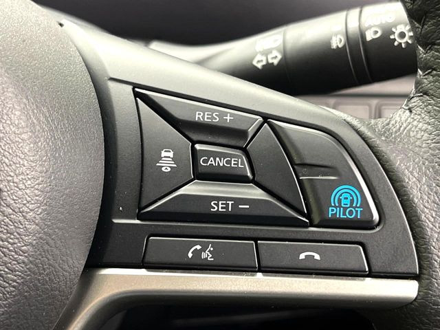 �y�v���p�C���b�g�z�������H�ł̒��������s���y��!!�a�؎��Ə��񑖍s�̃V�[���ŁA�A�N�Z���E�u���[�L�E�X�e�A�����O�������Ő��䂵�A�������^�]�̕��S���y�����Ă���܂���