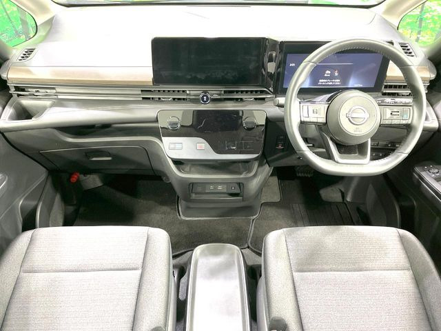セレナ1.4 e-POWER ハイウェイスターV