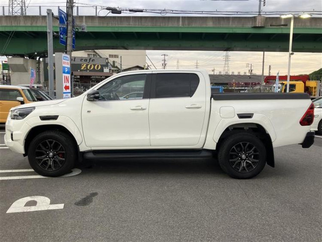 ハイラックス2.4 Z GRスポーツ ディーゼル 4WD