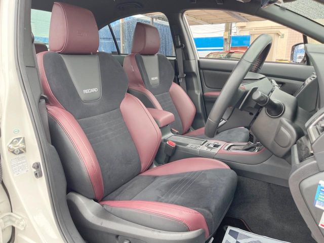 �yRECARO���o�P�b�g�V�[�g�z�l�ԍH�w�Ɋ�Â����ʈ����z�ɂ���č��ւ̕��S�Ⓑ���ԉ^�]���̔�J�������y������ڂŃ��J���Ƃ킩��X�|�[�e�B�ȃ��b�N�X�������ł��B