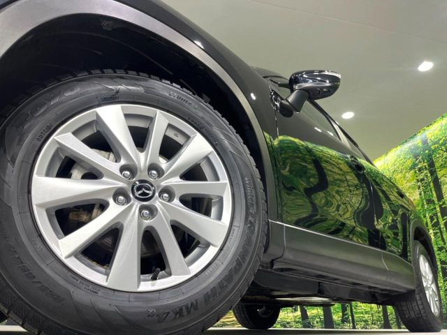 �y����17�C���`�A���~�z�C�[���z�O�ςɃ}�b�`���������A���~�z�C�[���𑕒����Ă���܂��B�e��ЊO�A���~�z�C�[����A�X�^�b�h���X�^�C�����戵�����Ă���܂��B���񂲑��k����������