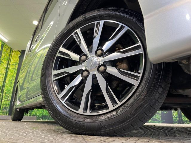 �y����14�C���`�A���~�z�C�[���z�O�ςɃ}�b�`���������A���~�z�C�[���𑕒����Ă���܂��B�e��ЊO�A���~�z�C�[����A�X�^�b�h���X�^�C�����戵�����Ă���܂��B���񂲑��k����������