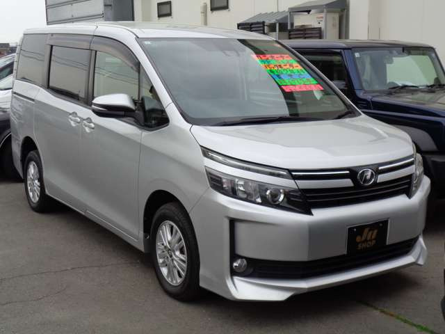 ヴォクシー2.0 V 4WD