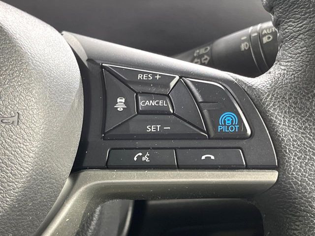 セレナ1.2 e-POWER ハイウェイスターV アーバンクロム
