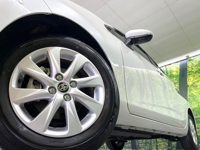 �y����15�C���`�A���~�z�C�[���z�O�ςɃ}�b�`���������A���~�z�C�[���𑕒����Ă���܂��B�e��ЊO�A���~�z�C�[����A�X�^�b�h���X�^�C�����戵�����Ă���܂��B���񂲑��k����������