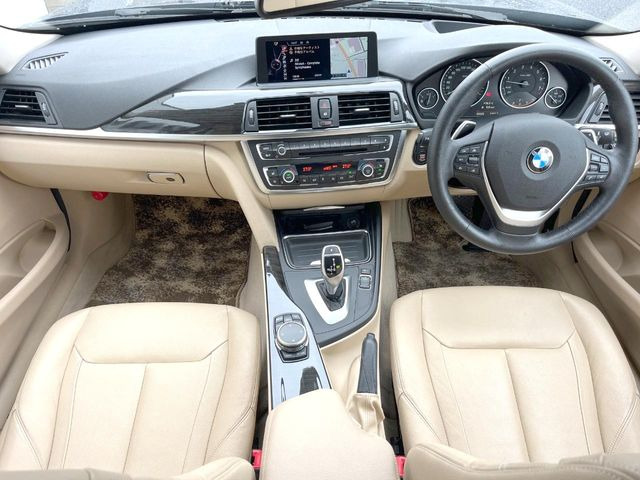 3シリーズツーリング320i xドライブ スポーツ 4WD