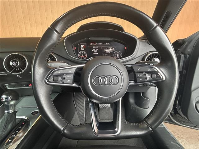TTクーペ2.0 TFSI