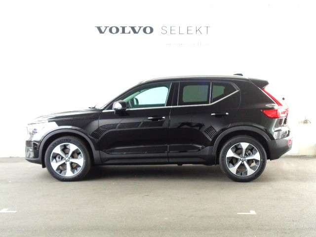 XC40ウルトラ B4 AWD 4WD