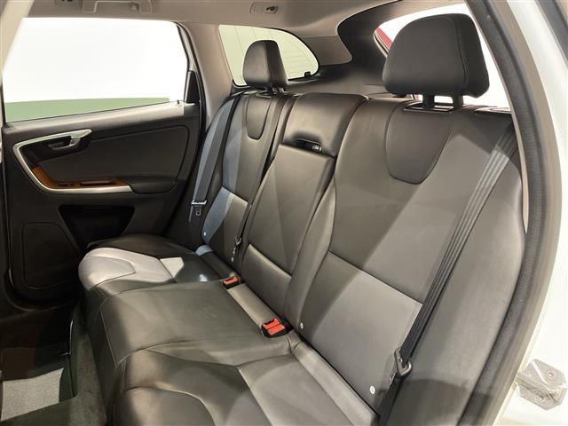 XC60D4 クラシック ディーゼル